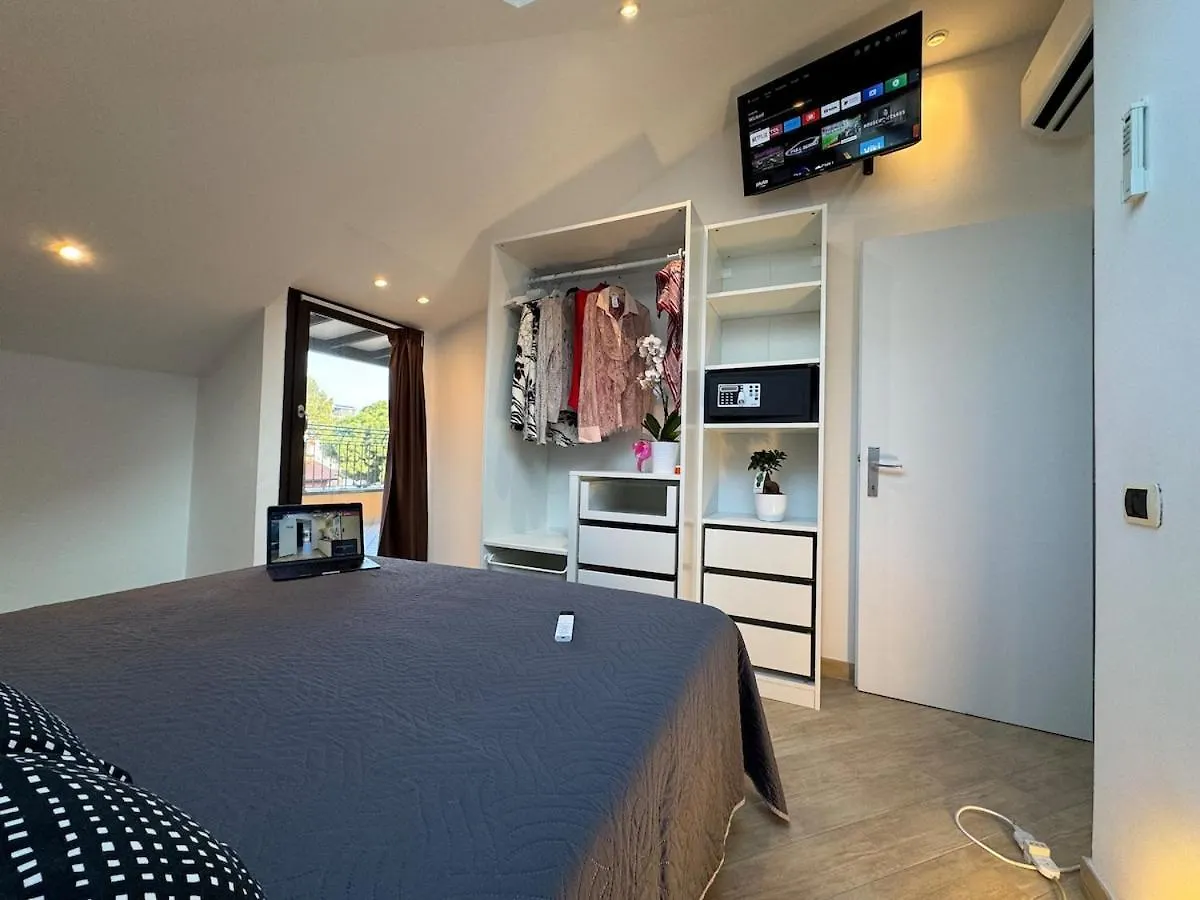 Apartment Appartamento 3C In Centro Al Mare - Riccione Italy